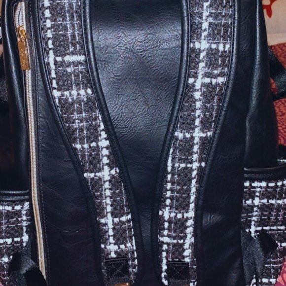 Itzy ritzy Boss plus diaper bag - Picture 3 of 4